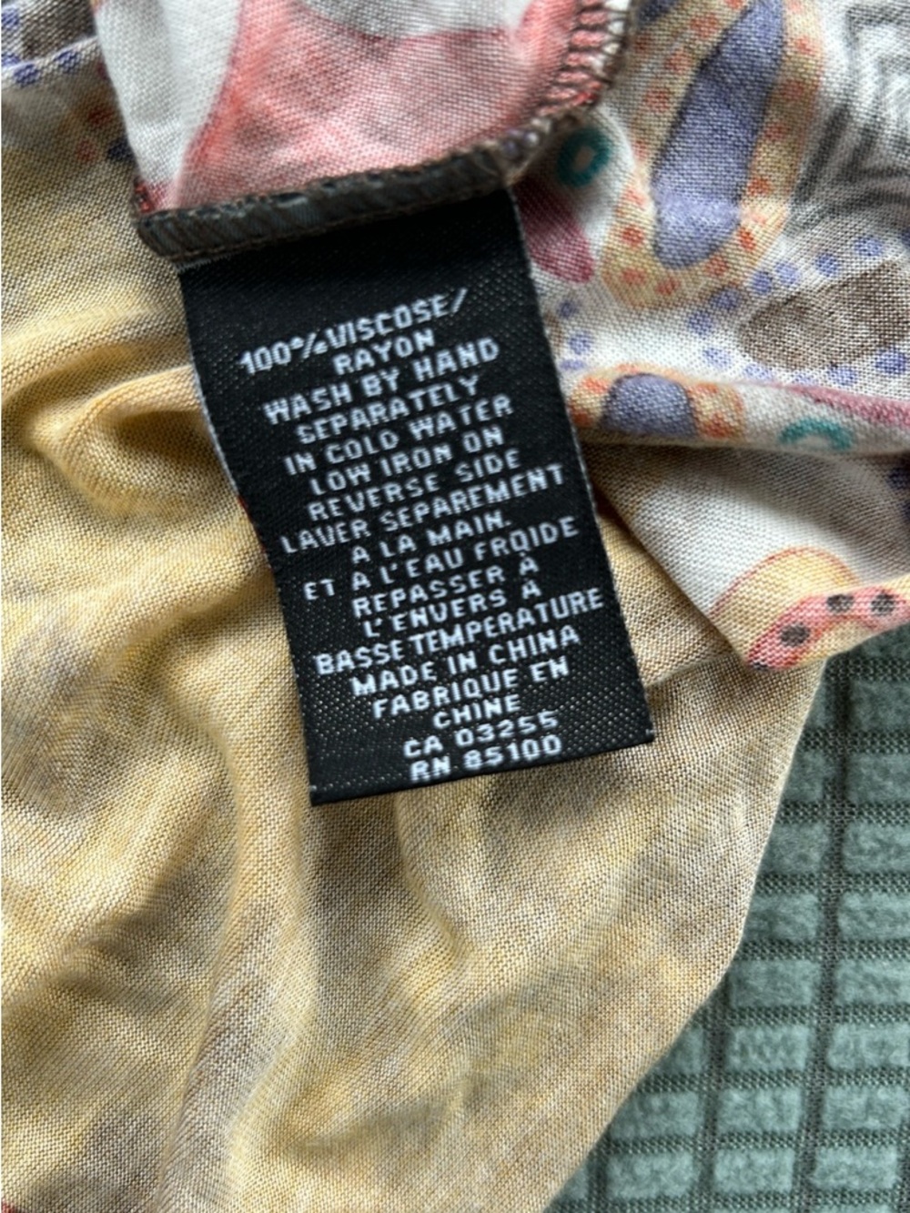 Multicolor Patterned Top - Picture 7 of 7